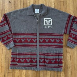 🔥 Vintage Disney Zip Up Spirit SweaterHeavy and Warm Medium 🔥